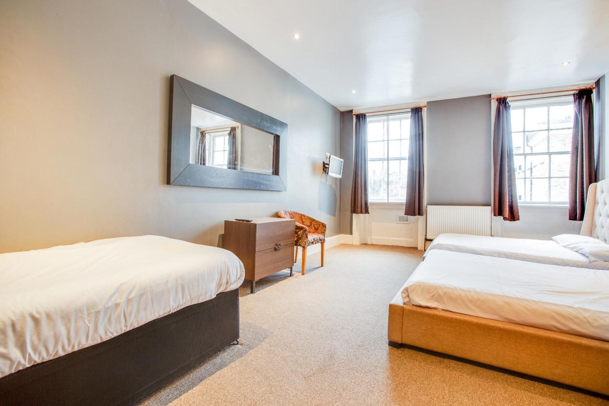 Somerset Hotel Baker Street London Exterior photo