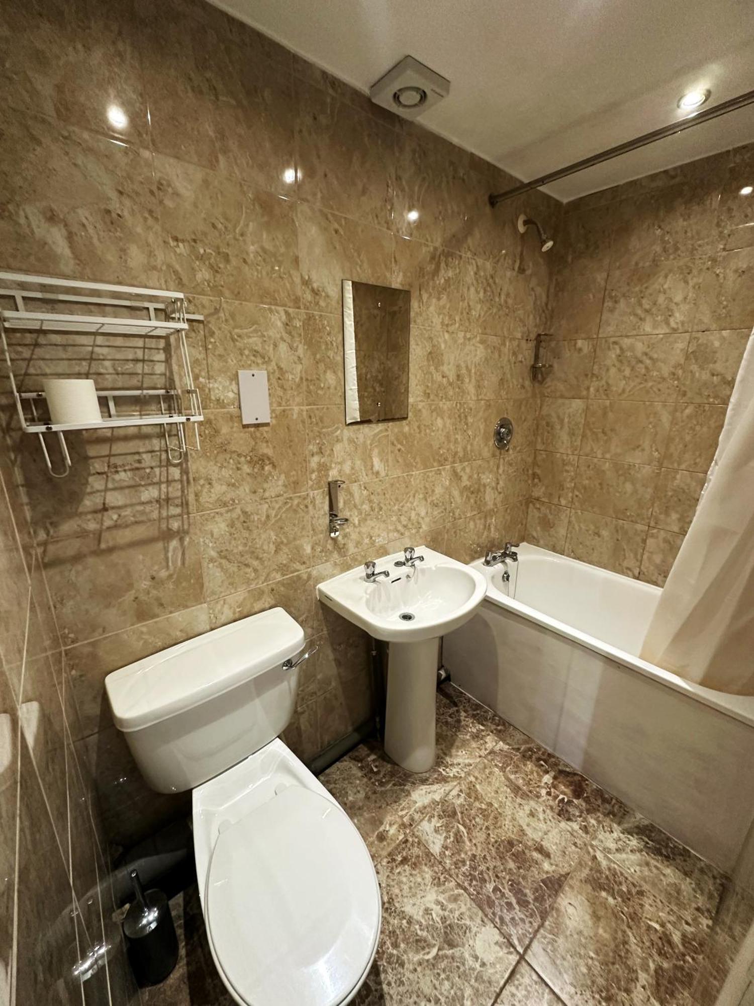 Somerset Hotel Baker Street London Exterior photo